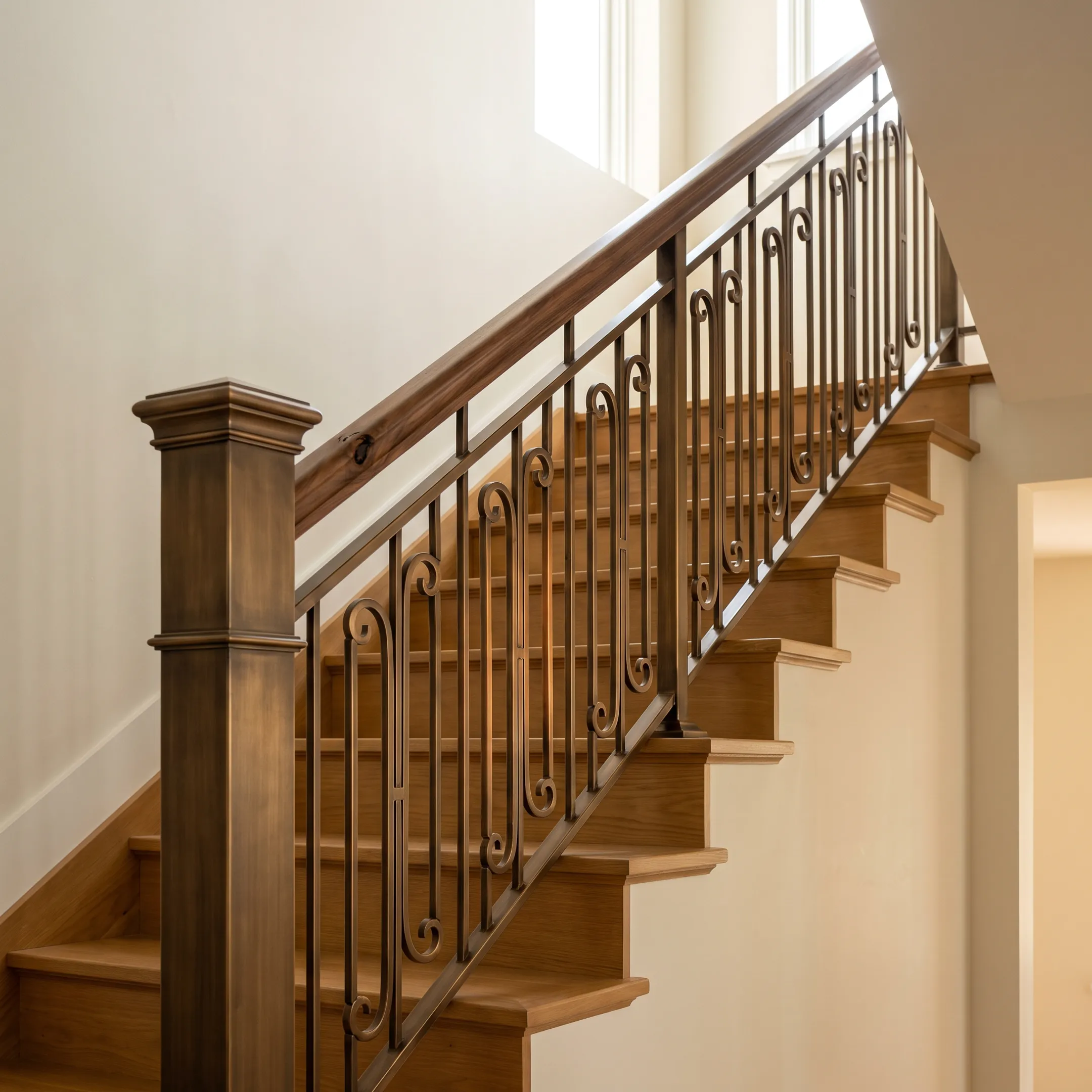 Residential staircase handrail