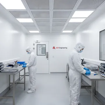 Expert Medical Device Cleanroom Assembly with Quality Standards