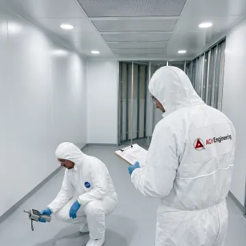 Expert Cleanroom Build and <span class='text-brand-primary'>Performance Solutions</span> for Compliance