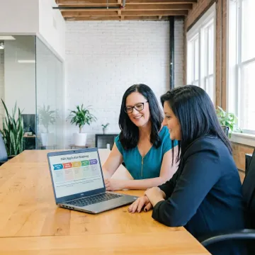 Step-by-step MBA essay consulting process with a consultant and applicant