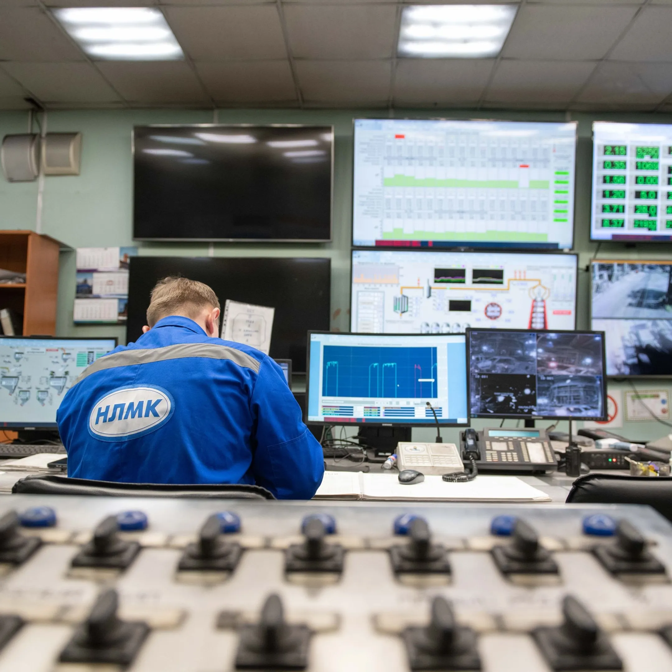 Private AI technology supporting secure defense business operations