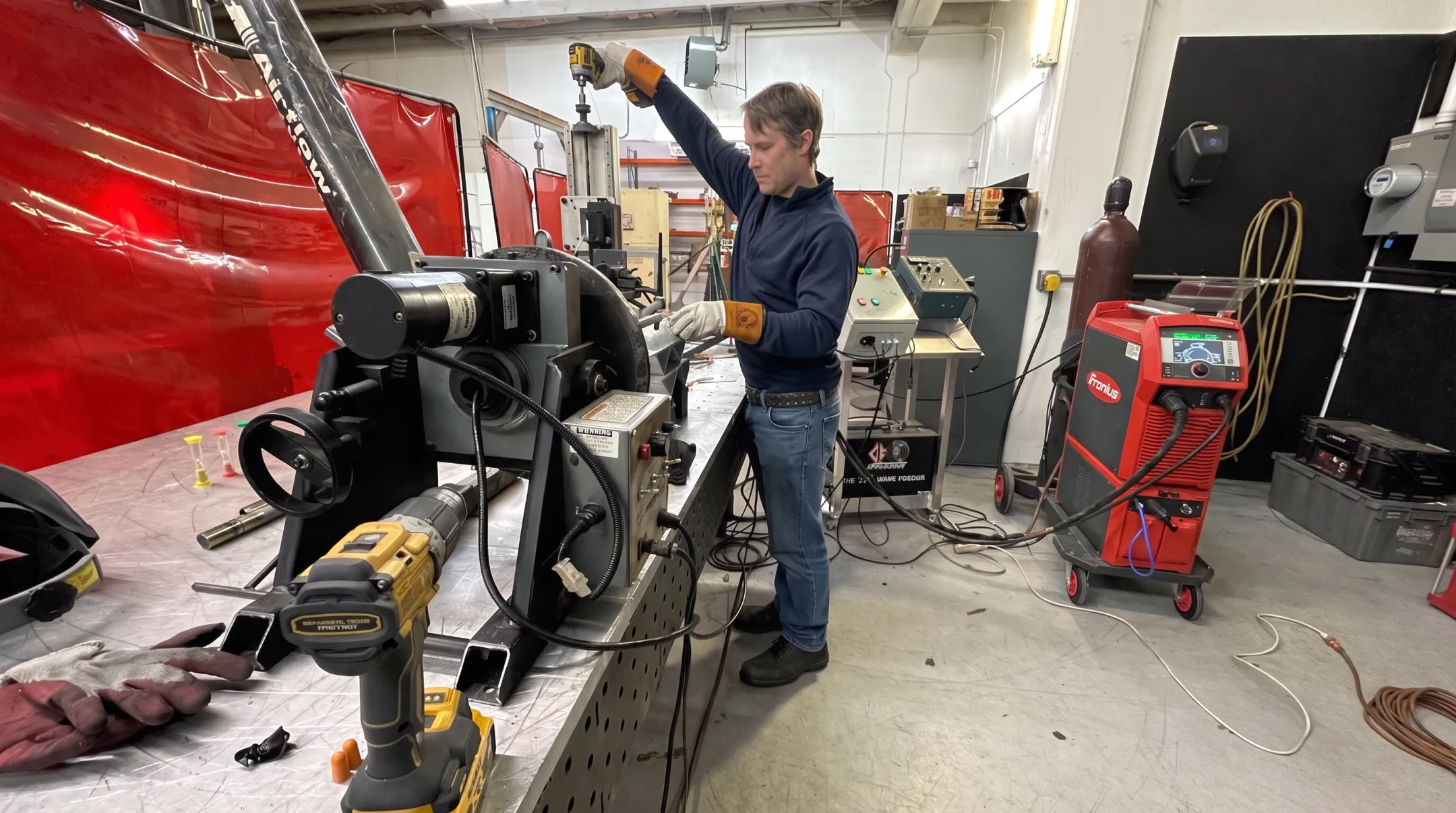 Orbital TIG welding rotator system on Fronius IWave 300 setup
