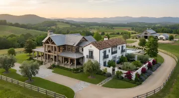 Farmhouse & Country Estate