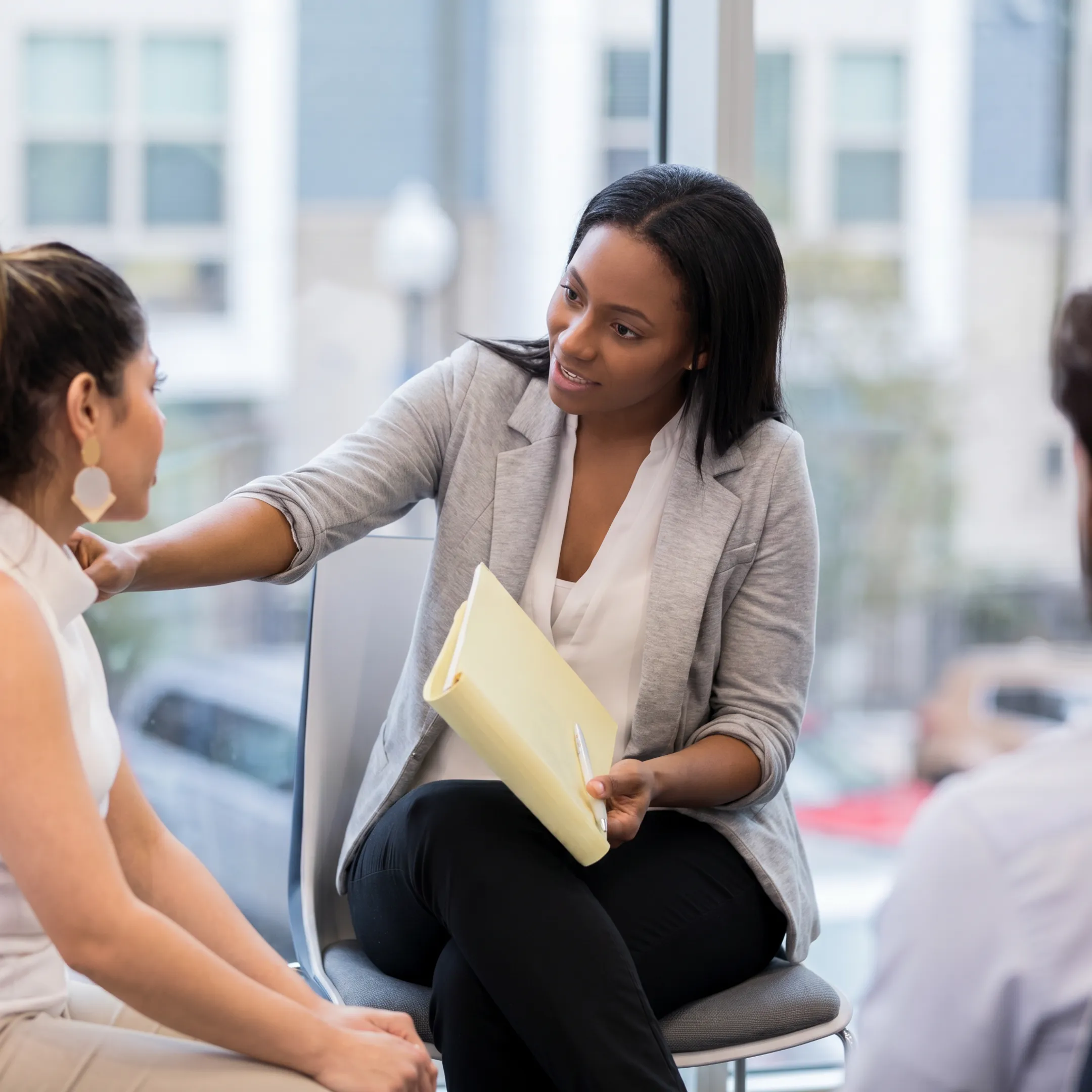Behavioral health clinician providing crisis stabilization support