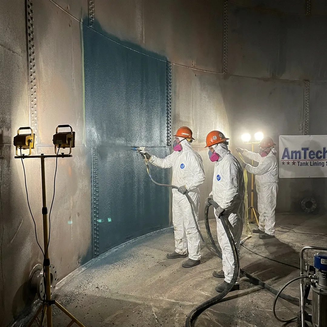 Polyurea & polyurethane lining for bolted steel tanks