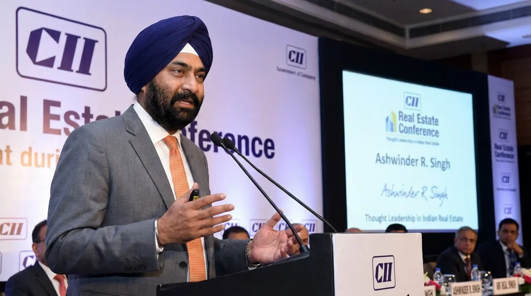 Ashwinder R. Singh speaking at real estate industry conclave or keynote event