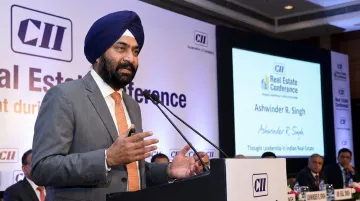 Ashwinder R. Singh speaking at real estate industry conclave or keynote event