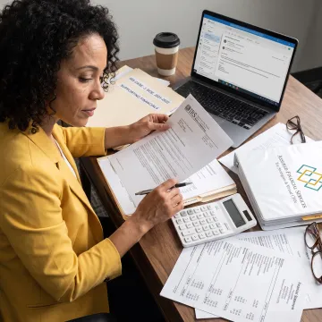 Enrolled Agent preparing an IRS response