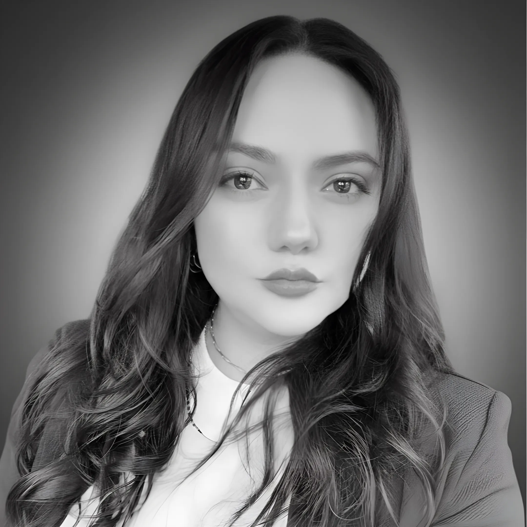Portrait of Itzel F. Trimmer, Paralegal