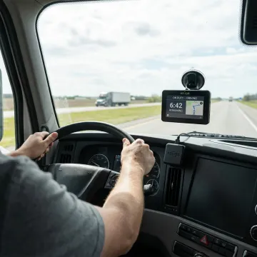 Trucking & Commercial Transportation