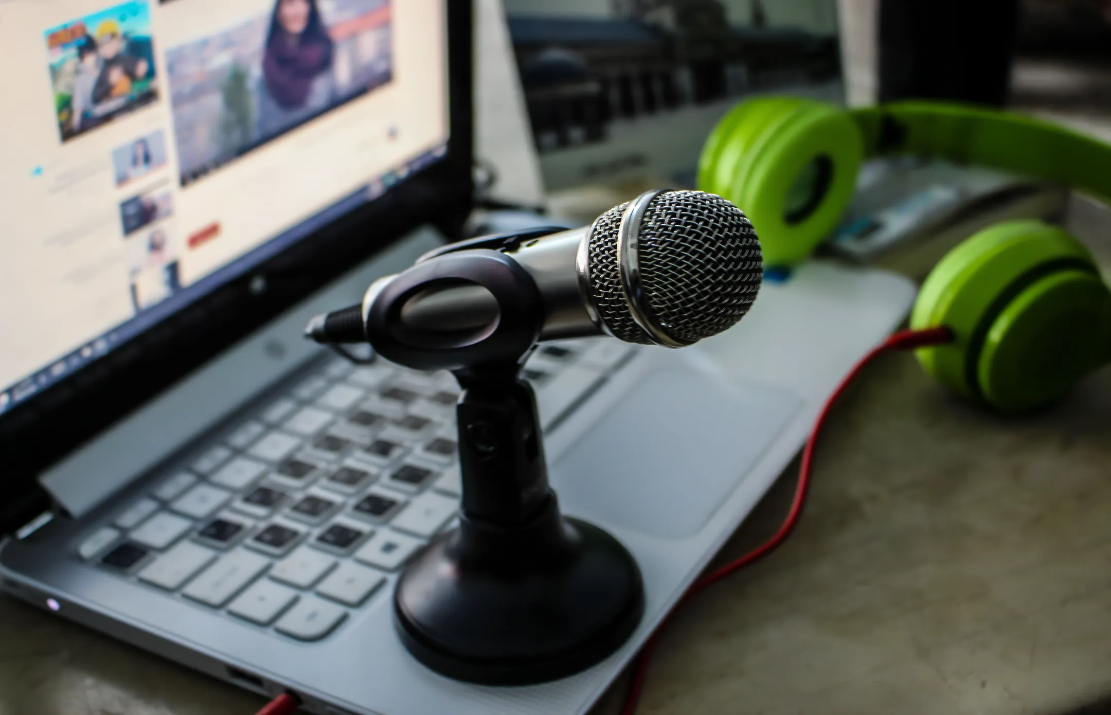 B2i Earnings Call Webcasts