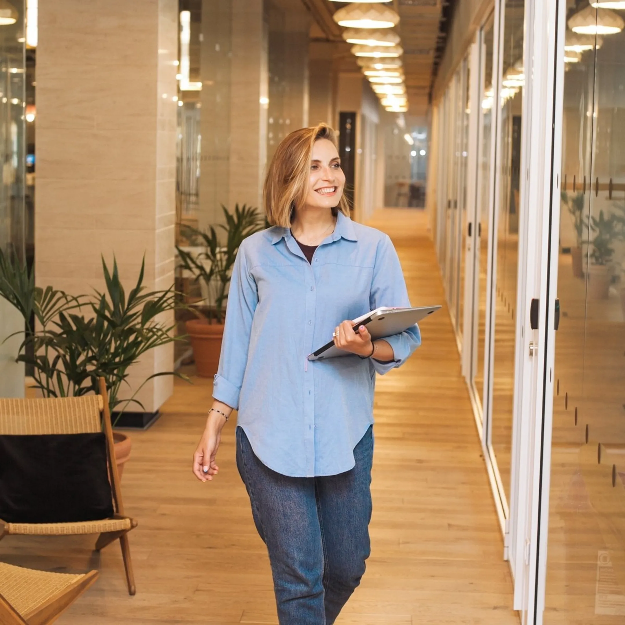 Investor Relations Solution for Public Companies