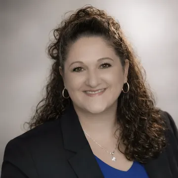 Portrait of Tara Handy, Client Relationship Manager at Barking Sands Capital