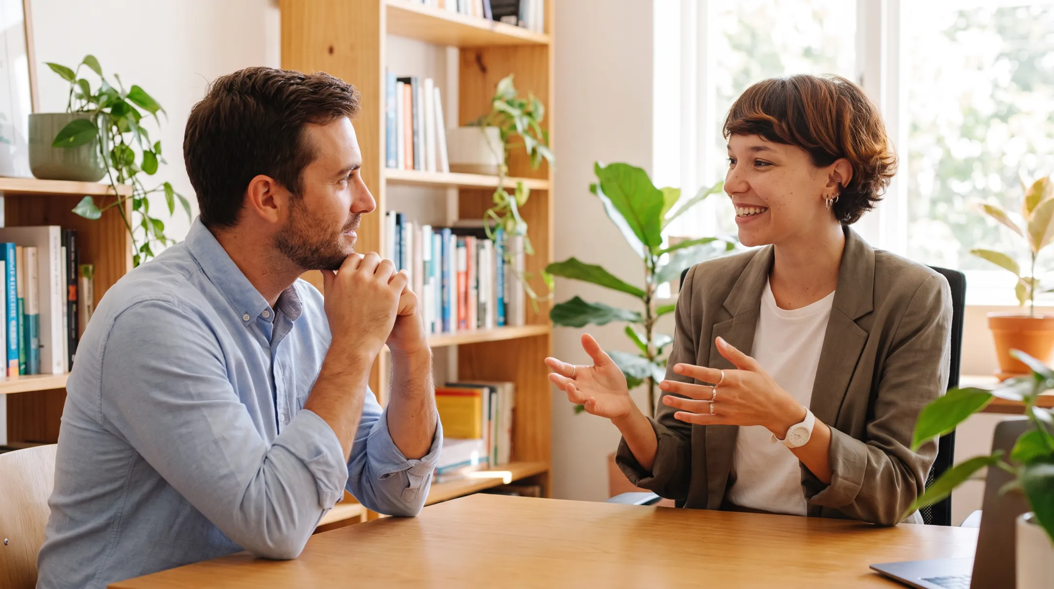 Independent insurance agency owner discussing personalized BOP coverage options