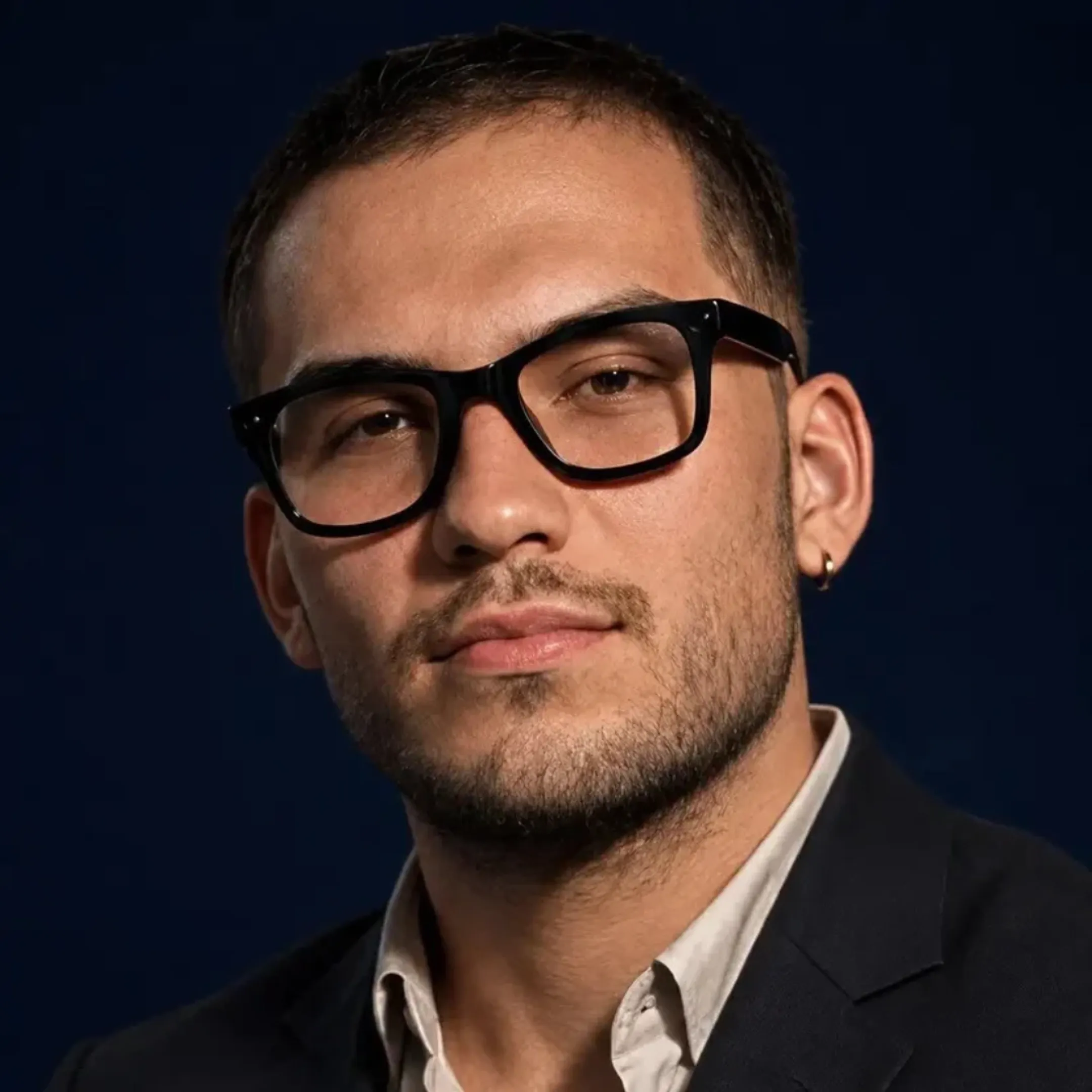 Portrait of Emre Benian, Founder of Benian Technologies