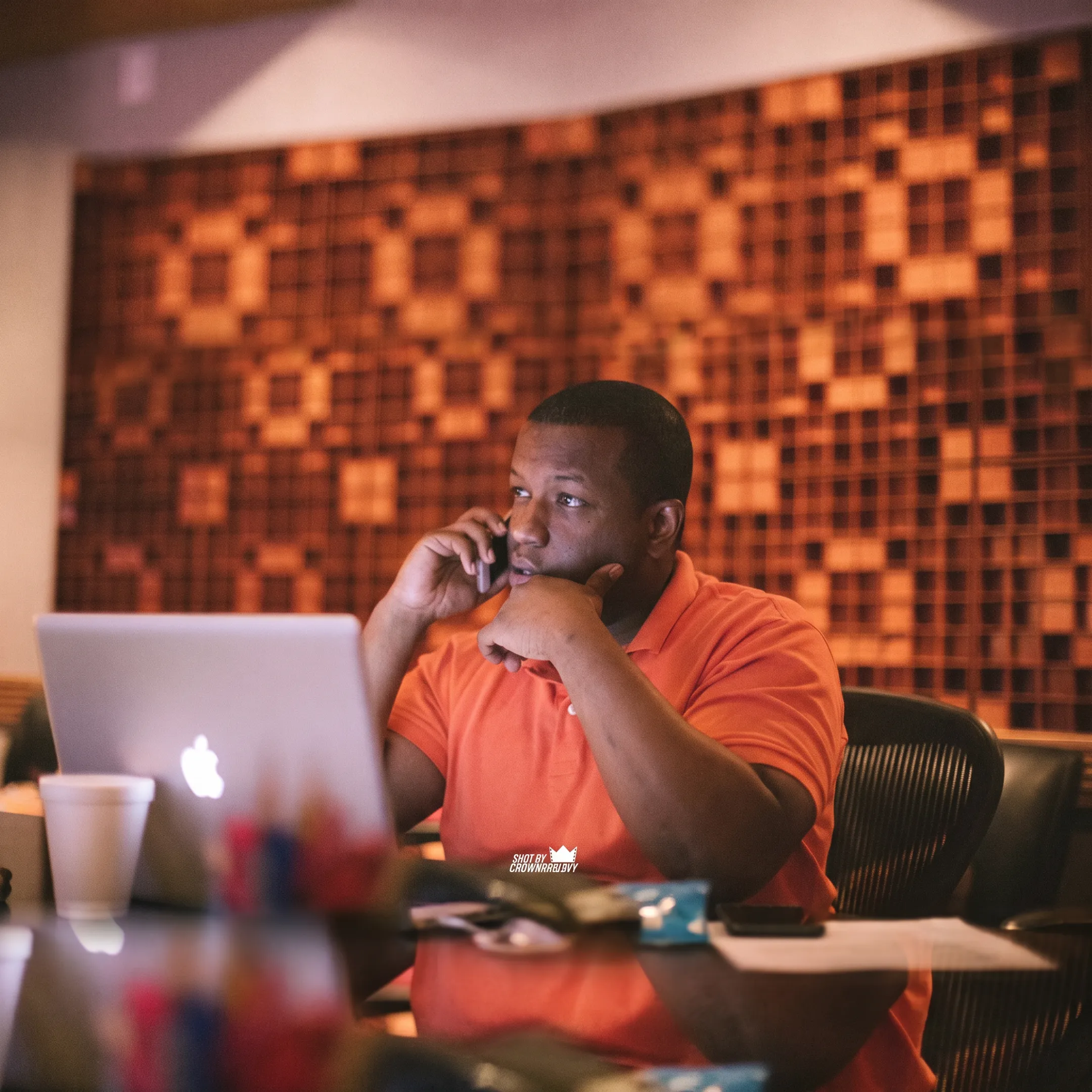Consultant developing a digital music release campaign with an independent artist