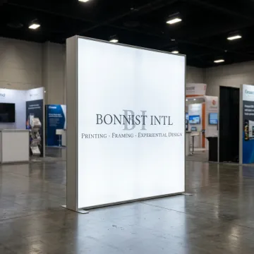 Modular SEG lightbox display with illuminated fabric graphics