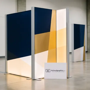 Modular SEG lightbox display with illuminated fabric graphics
