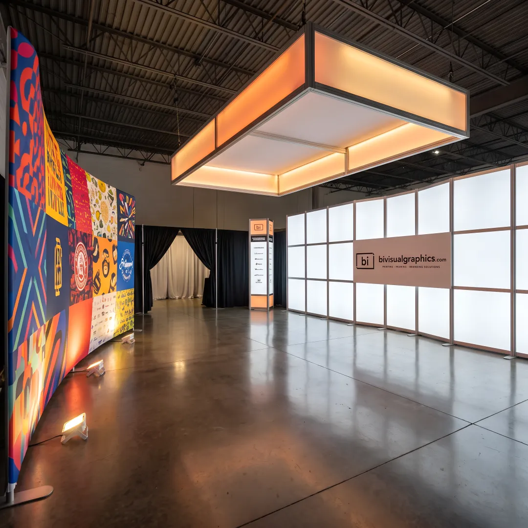 Custom scenic event display installation