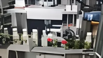 Pharmaceutical industry shrink wrap machine