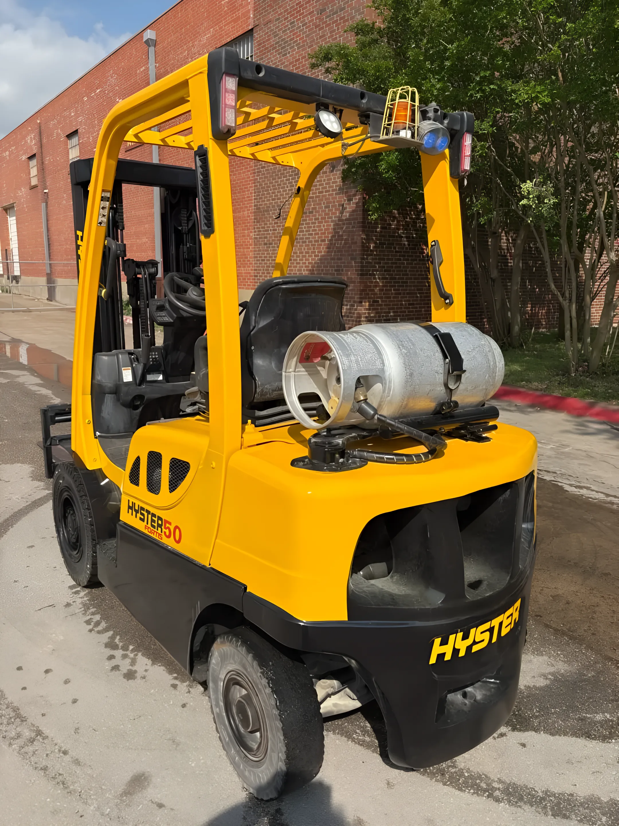 Warehouse and distribution forklift operation