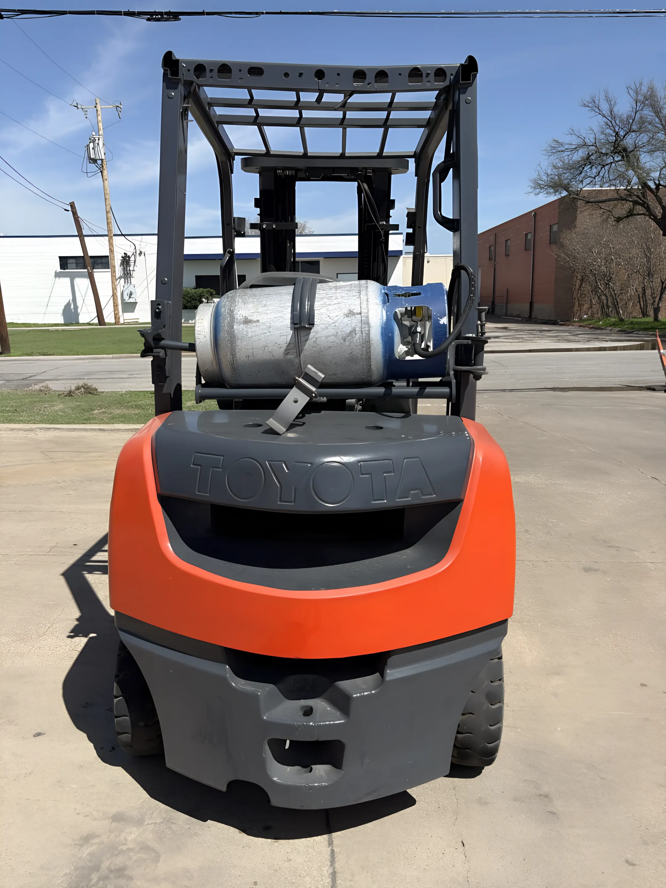 Warehouse forklift material handling