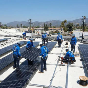 Professional Los Angeles Commercial Solar Contractors for Lower Energy Costs