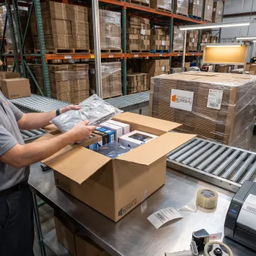 E-Commerce & Retail Shipping
