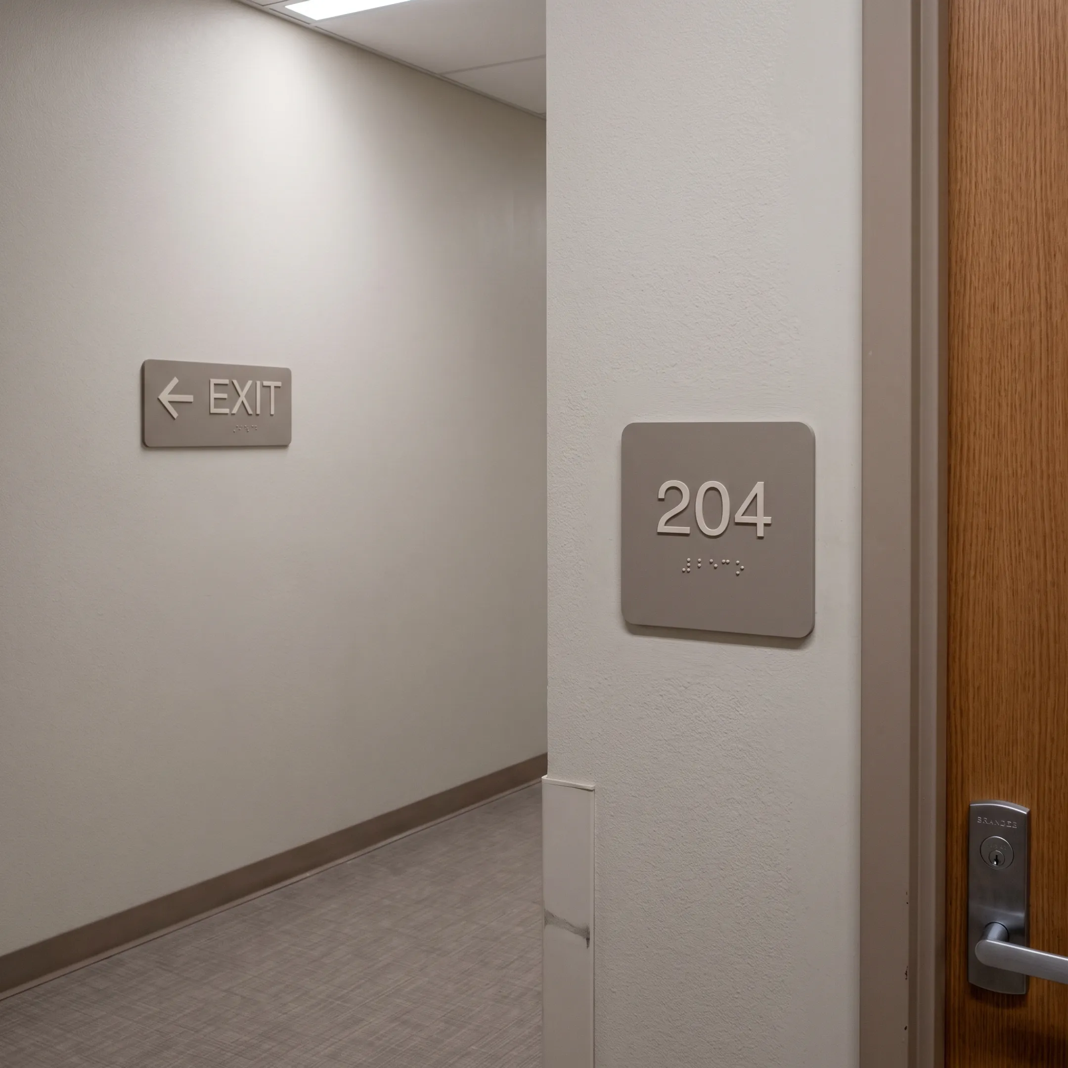Wholesale Dormitory ADA Signs for Compliance in Educational Facilities