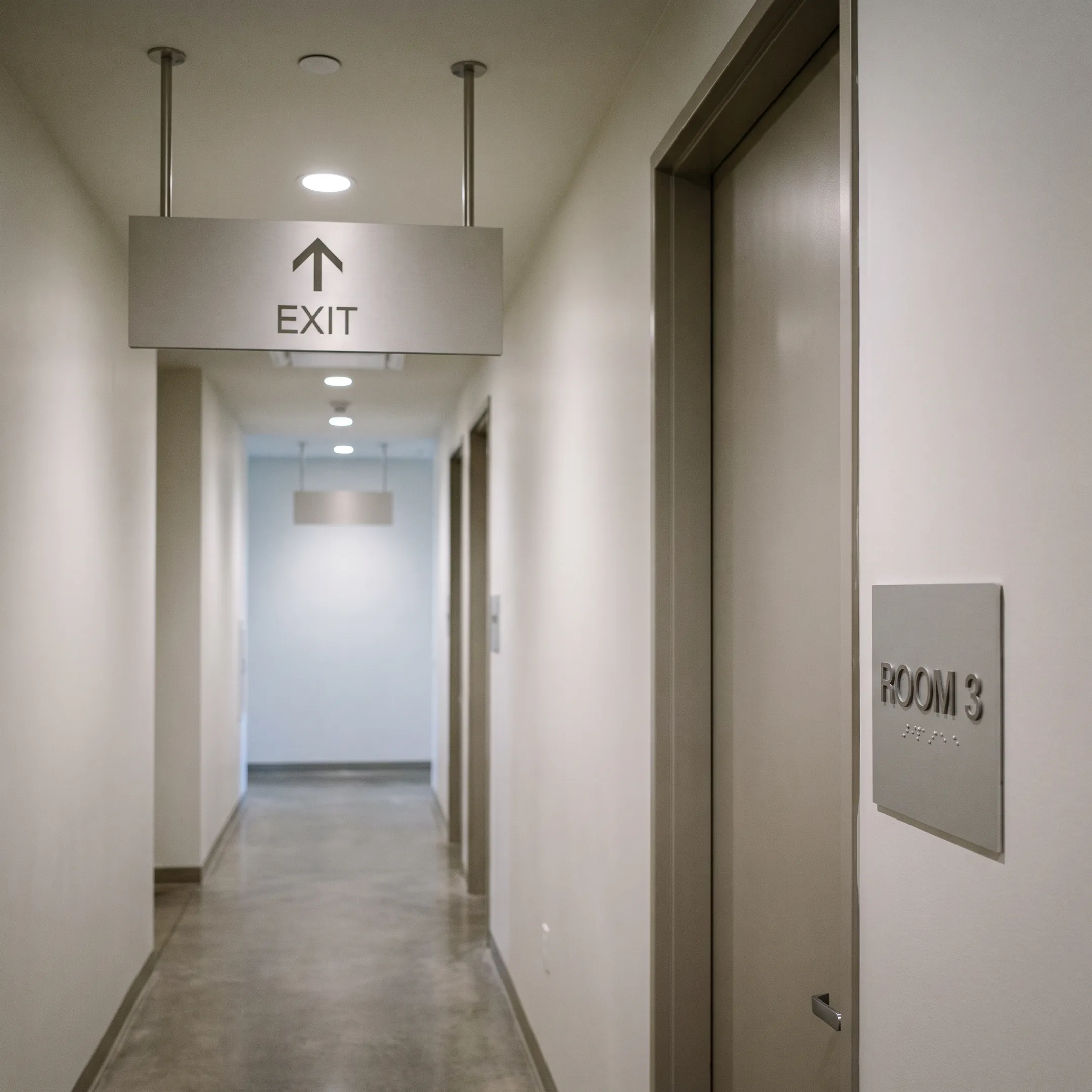 Wholesale Overhead Directional Signs