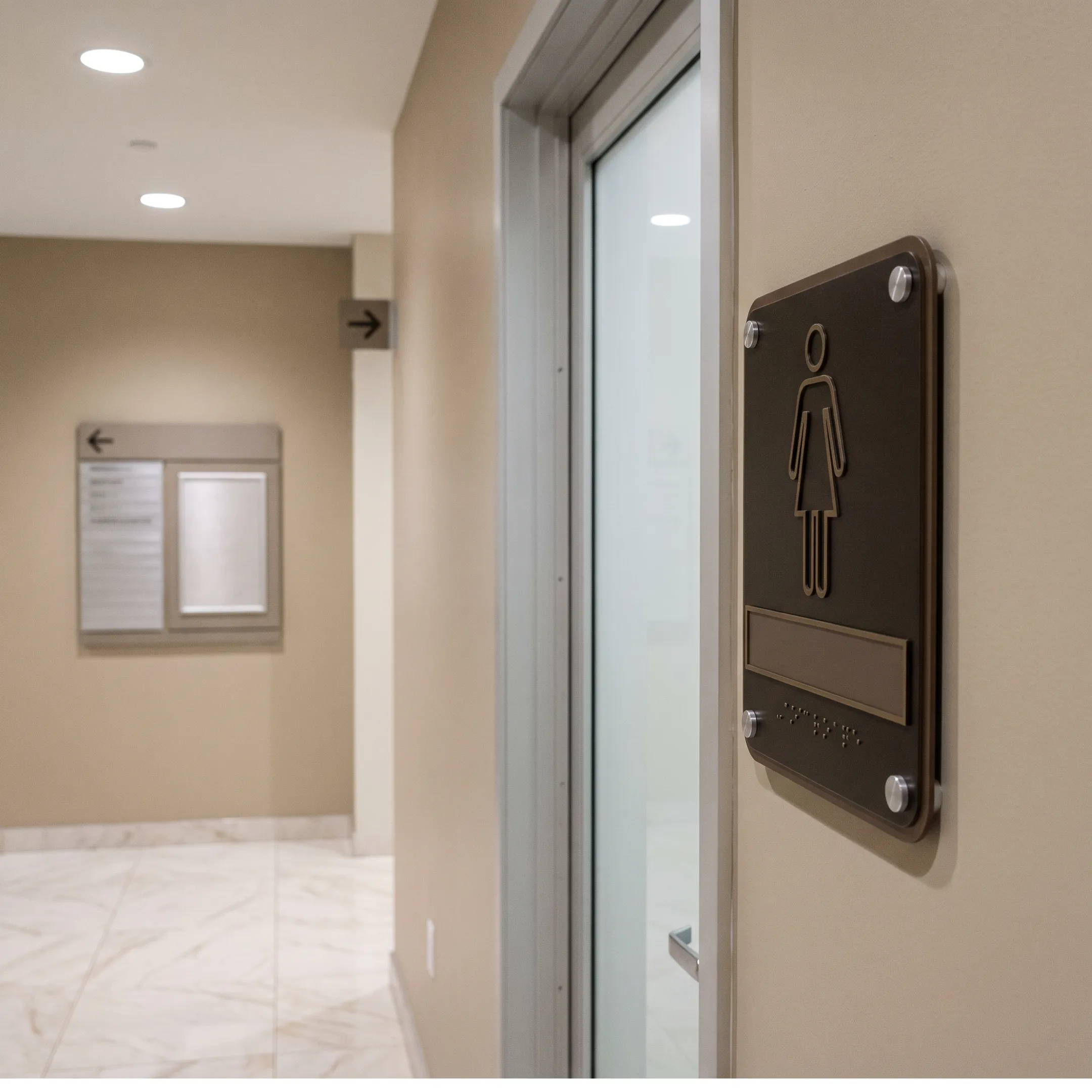 Wholesale Signage for Sign Companies in Dallas