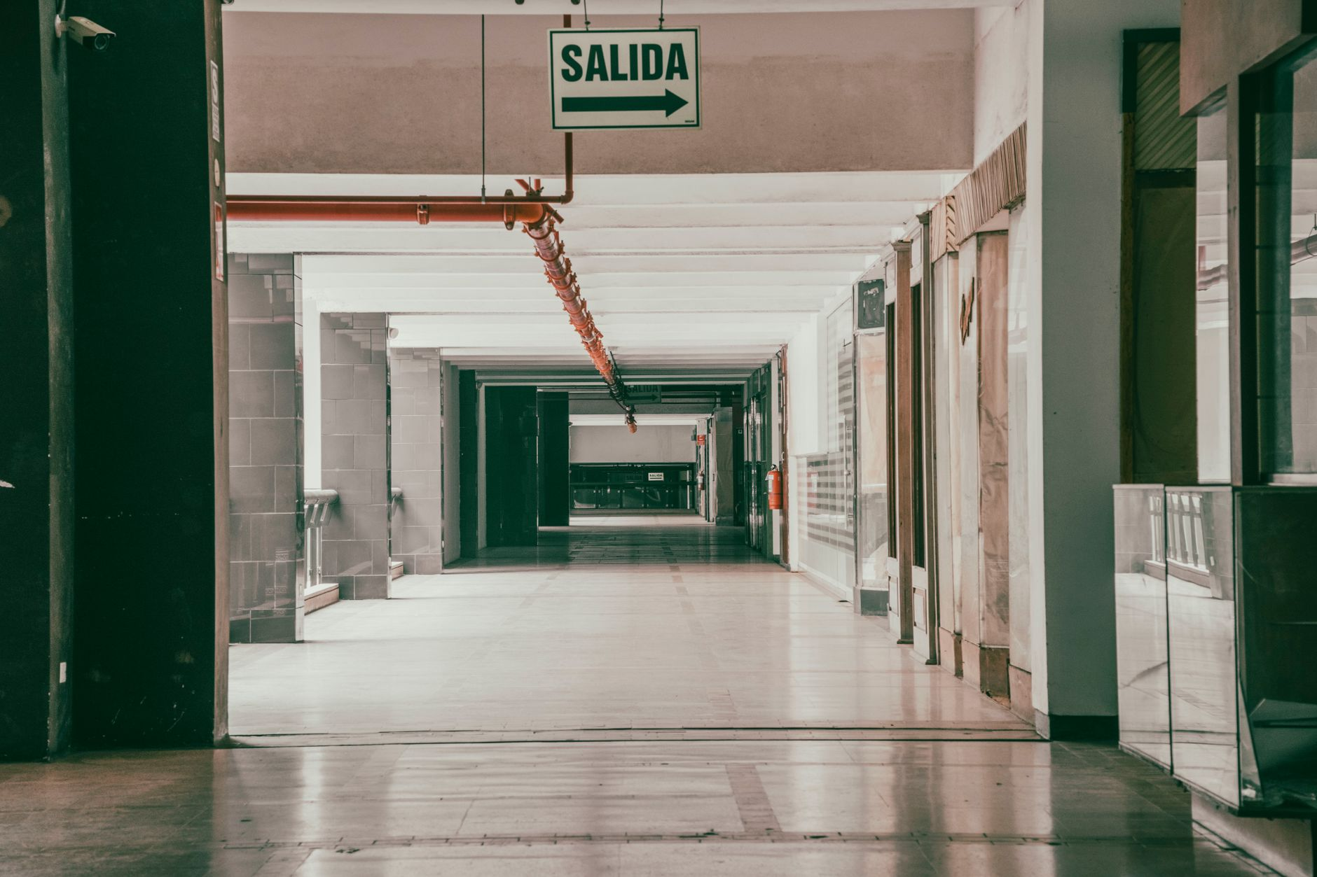 Wholesale Hallway & Corridor Signs