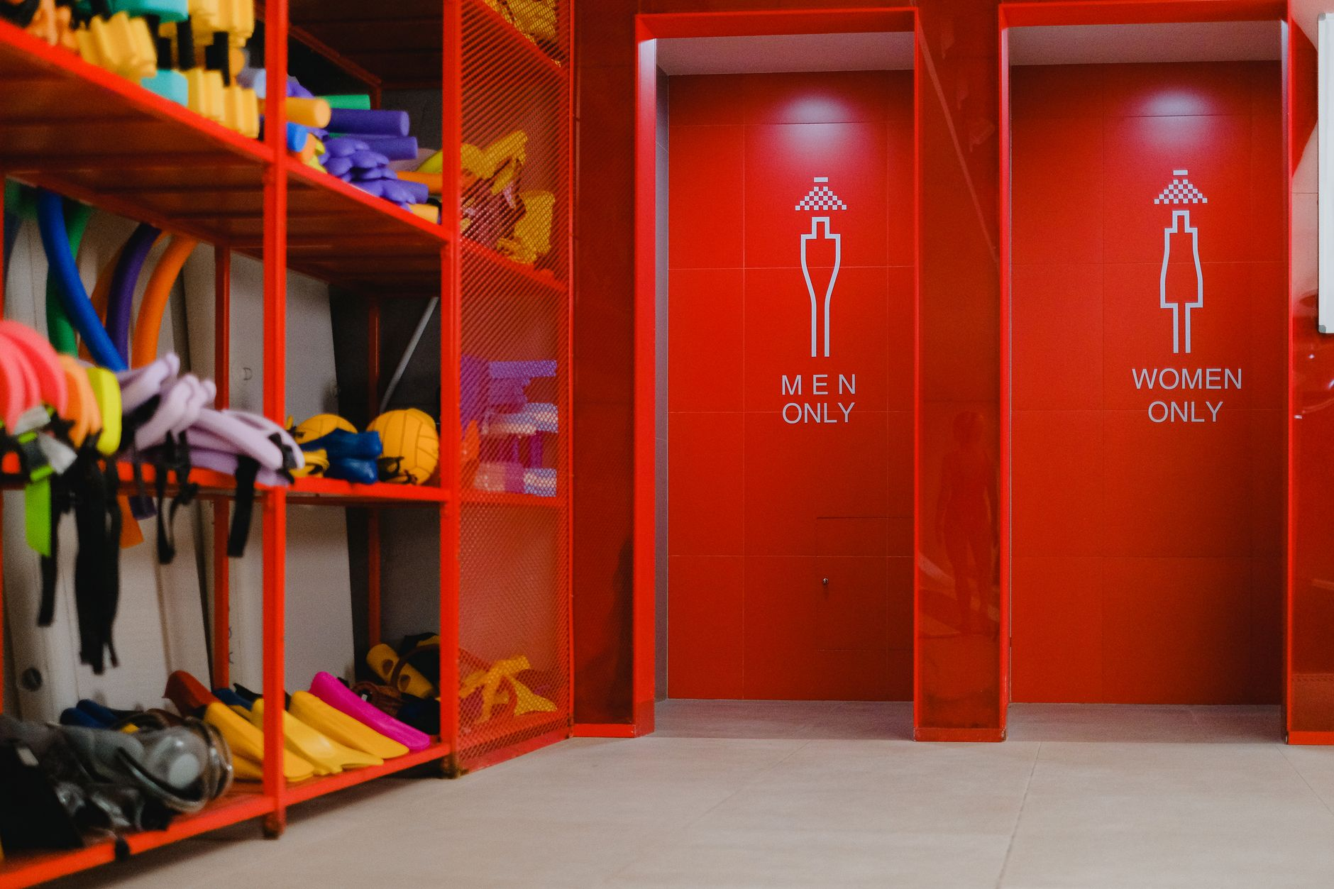 Wholesale Dressing, Changing and Fitting Room Signs