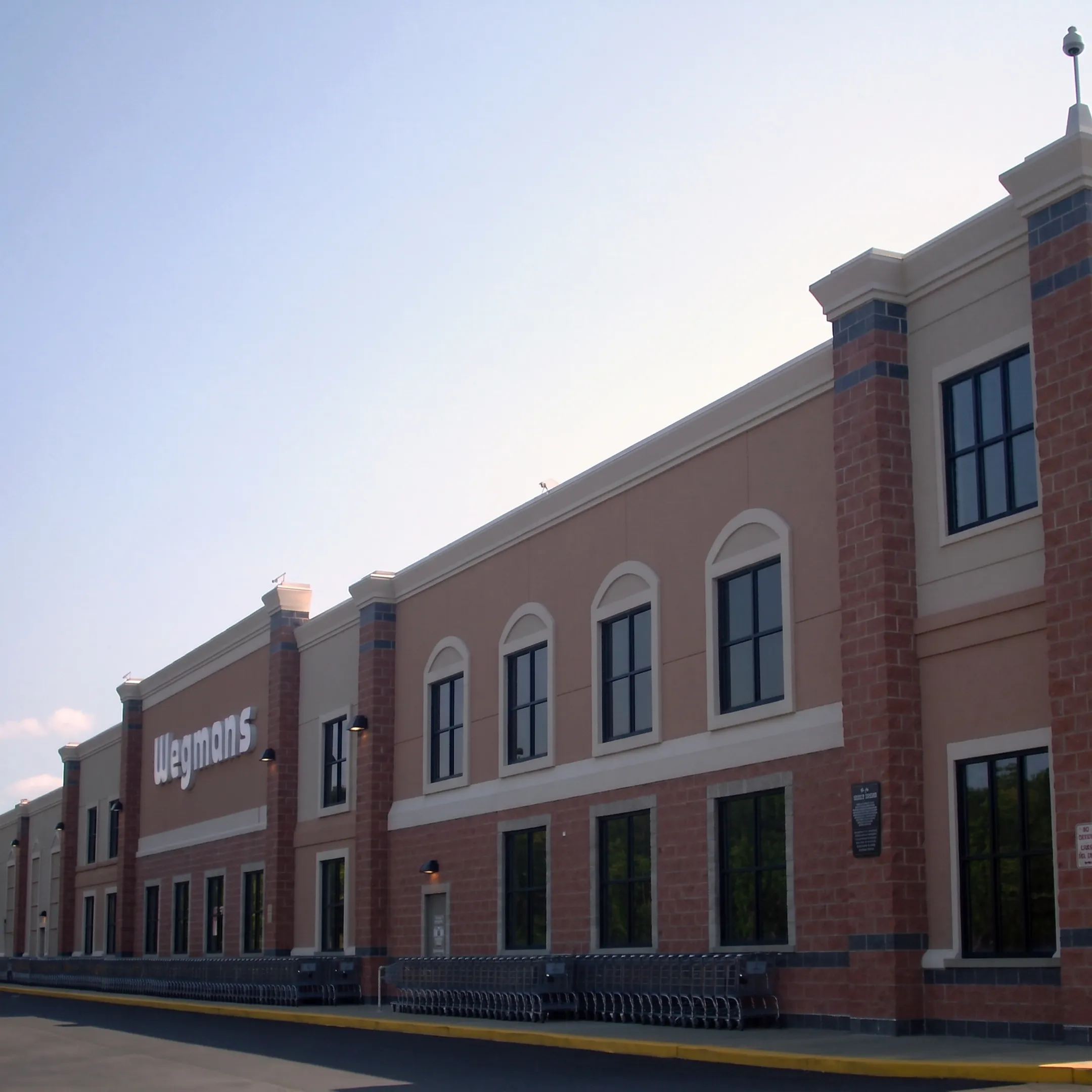 Finished custom stucco exterior on a commercial building
