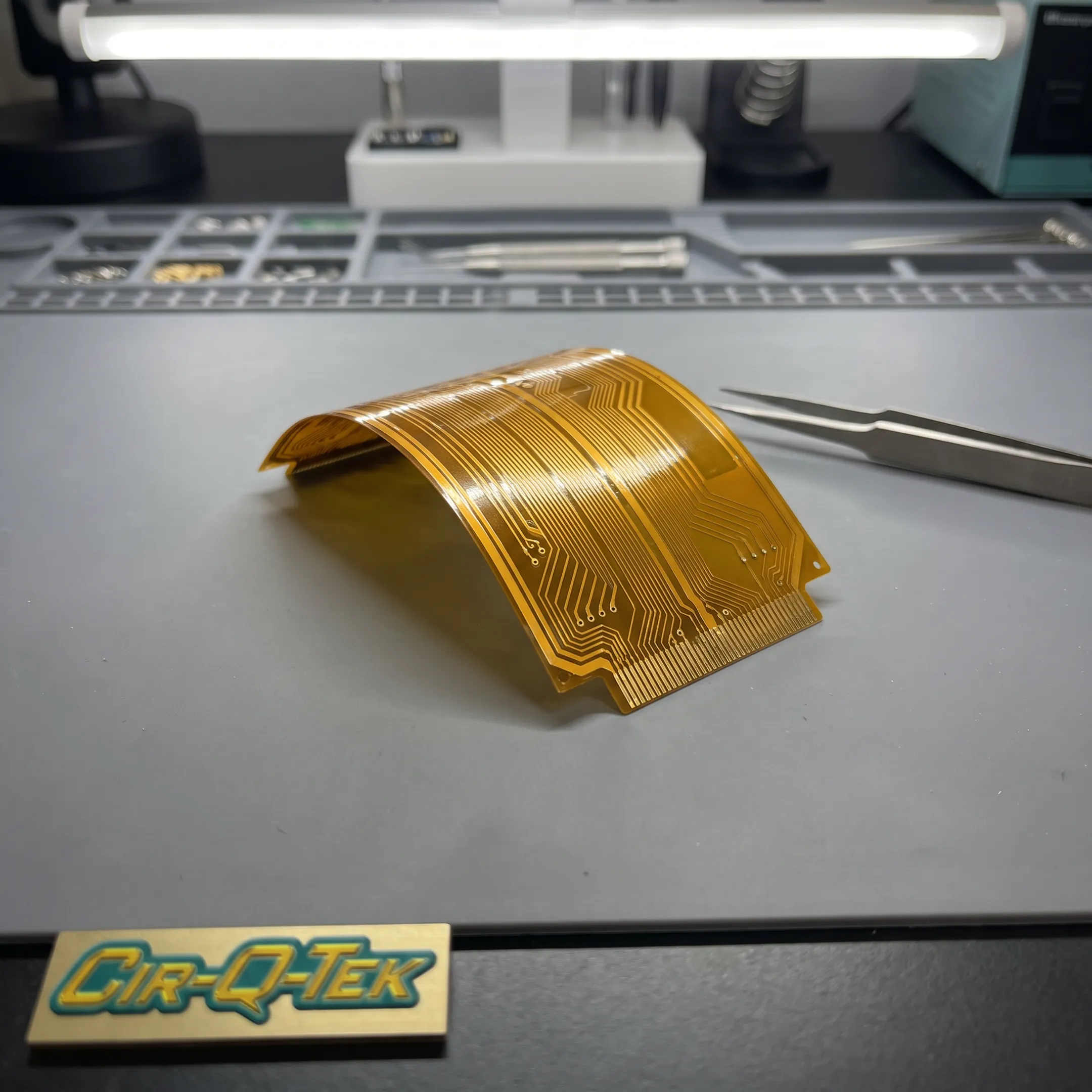 Polyimide flex PCB with precision circuit traces