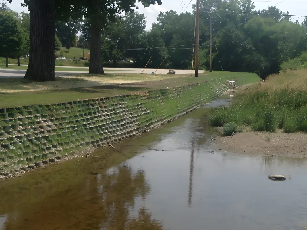 Cellular Confinement | Geocell Driveway Solutions — Gravel Stabilization