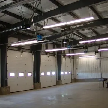 Gas infrared radiant tube heaters in industrial facility