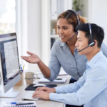 Support professional explaining a technical solution