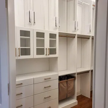 Built-in laundry hamper cabinet with drawers