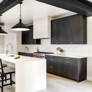 Custom Cabinetry Services — Distinctive Design