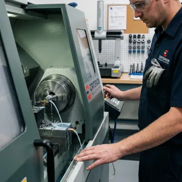 Precision CNC turning of custom axis parts
