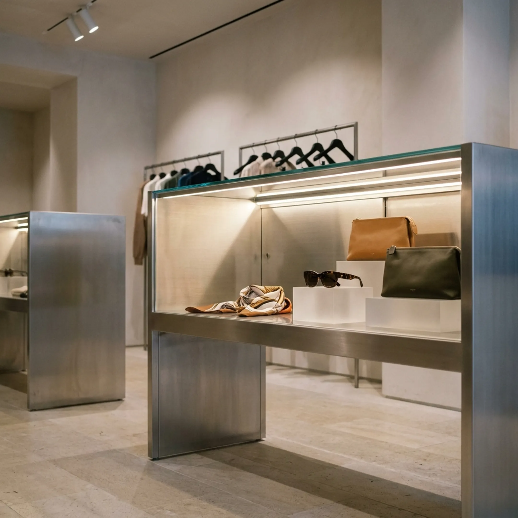 Apparel & Specialty Boutiques