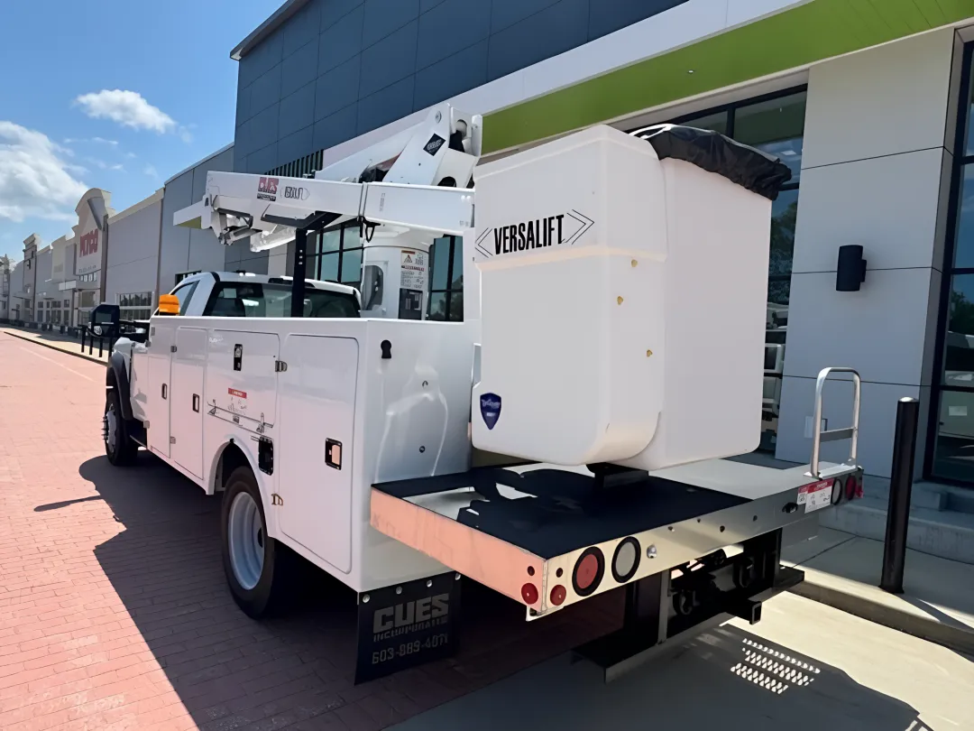 2026 Versalift SST-40-EIH Ford F-550 Bucket Truck 45' Working Height 4X4 (GAS!)