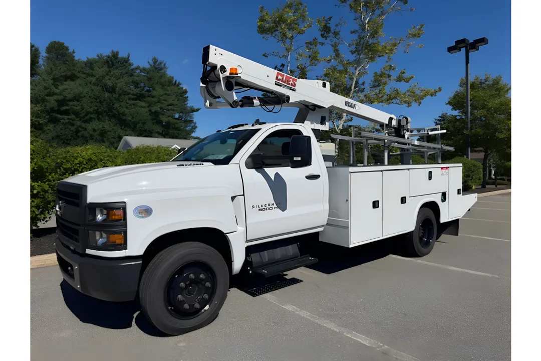 2023 Versalift STP-36-NE Cable Placer Bucket Truck 40' Work Height (Diesel) Chevy 5500