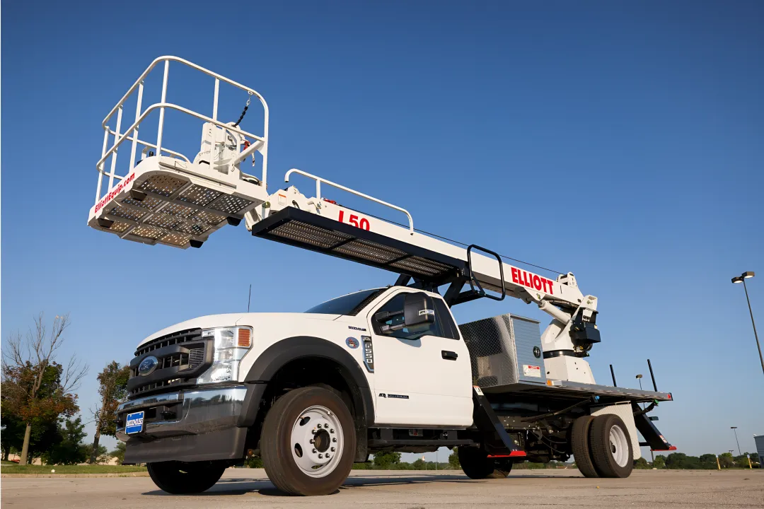 2025 Elliott L50 Ford F-600 Bucket Truck 50' Working Height