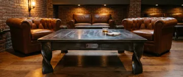 Restaurants & Bars