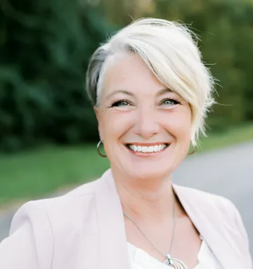 Heather Spruill Office Manager / Controller headshot