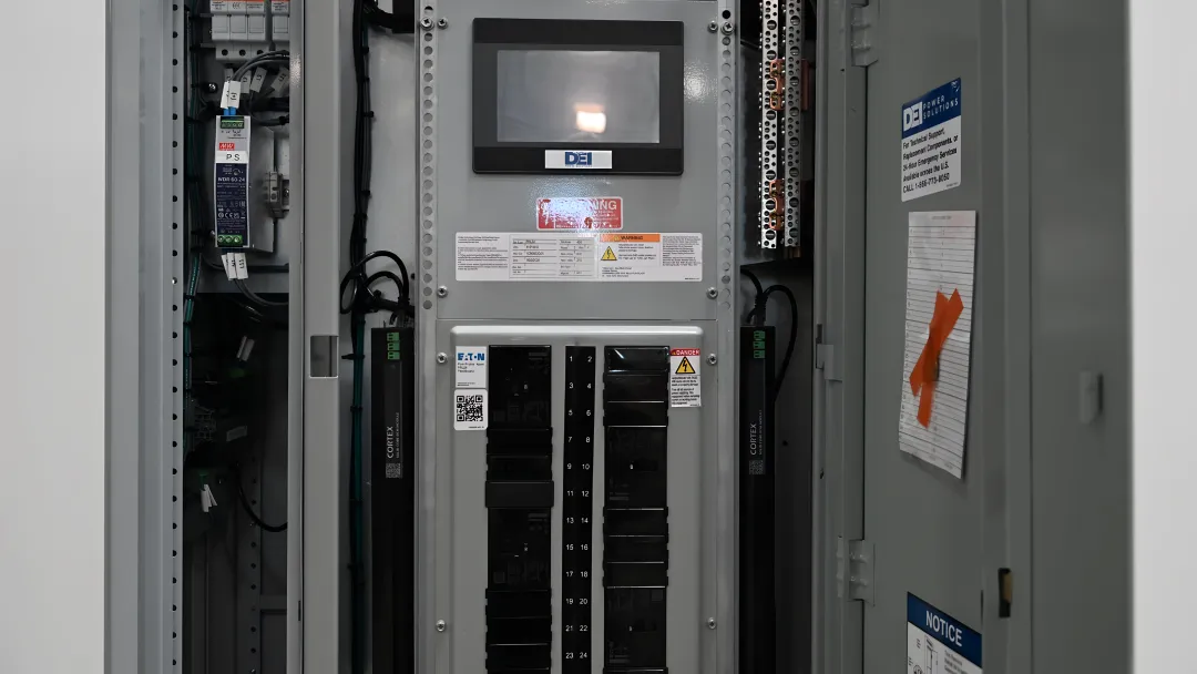 DEI Power UL 891 certified switchboard unit rated for 208Y120V commercial distribution