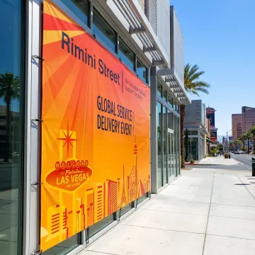 Custom outdoor banner installed in Las Vegas