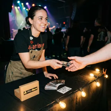 Music & Entertainment